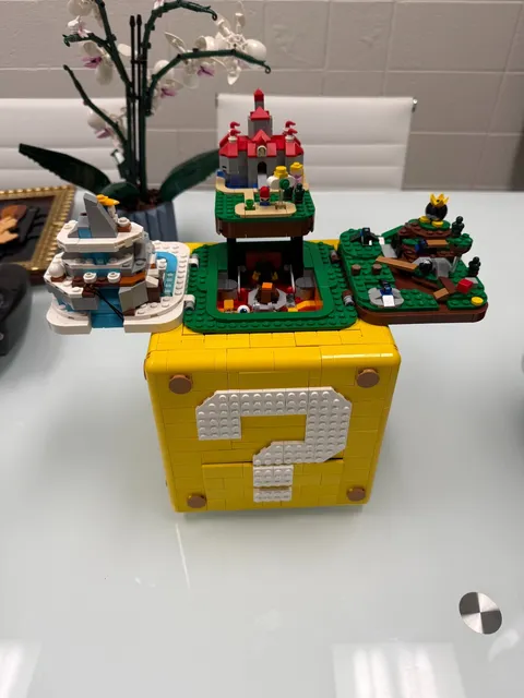 LEGO Super Mario: Super Mario 64 Question Mark Block