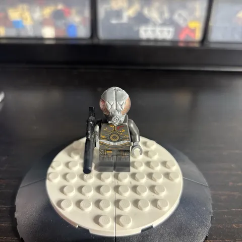 Lego 4-LOM Star Wars Minifigure 75243 Slave I 20th Anniversary Edition sw0830