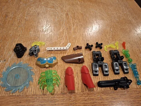 LEGO BIONICLE / Hero Factory Bulk Lot Mixed Parts Pieces & Accessories Plastic