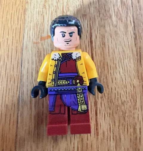 LEGO Marvel Wong Minifigure