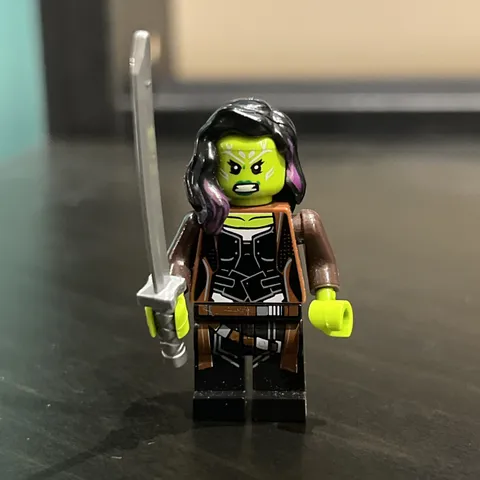 Lego Marvel Super Heroes Gamora Avengers Infinity War 76107 sh0506 Minifigure