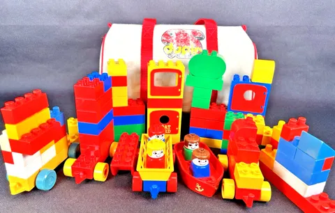 Vintage 1986 LEGO Duplo Duffel Bag 87pc Canvas Rabbit Logo Duffle Bag Mattel Era
