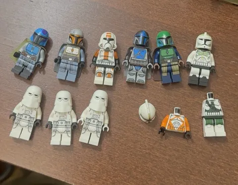 Lot of RARE Lego Star Wars, Mandalorians, Clones, Snow troopers + Rare Pieces