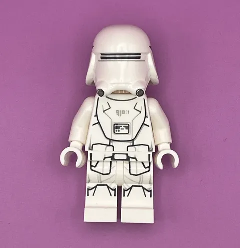 LEGO Star Wars First Order Snowtrooper Minifigure White Armor