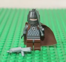 VTG Lego Knights Kingdom w/Amulet w/Sword Minifigure Soldier Custom