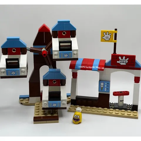LEGO SpongeBob SquarePants Glove World 3816 Ferris Wheel Entrance Retired 2011