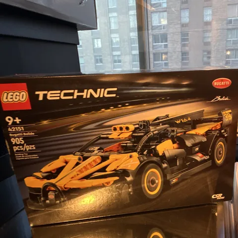 LEGO Technic Bugatti Bolide 42151 Complete Set 905 pcs Age 9+ (2023)