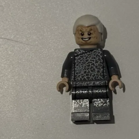 LEGO Star Wars Chancellor Palpatine, sw0504, NO DAMAGE, exclusive torso and legs