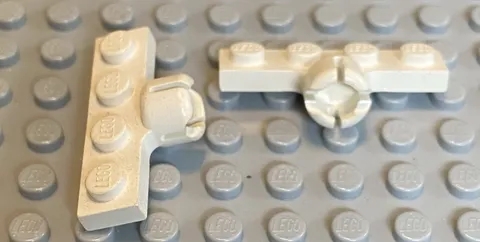 LEGO Two White Part 3183c Plate 1x4 With Tow Ball Socket