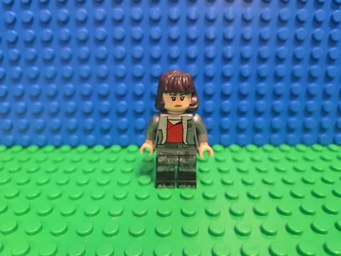 LEGO Qi'ra Minifigure 75209 sw0916 Star Wars CMF Lot Rare Retired Solo Qira HTF 