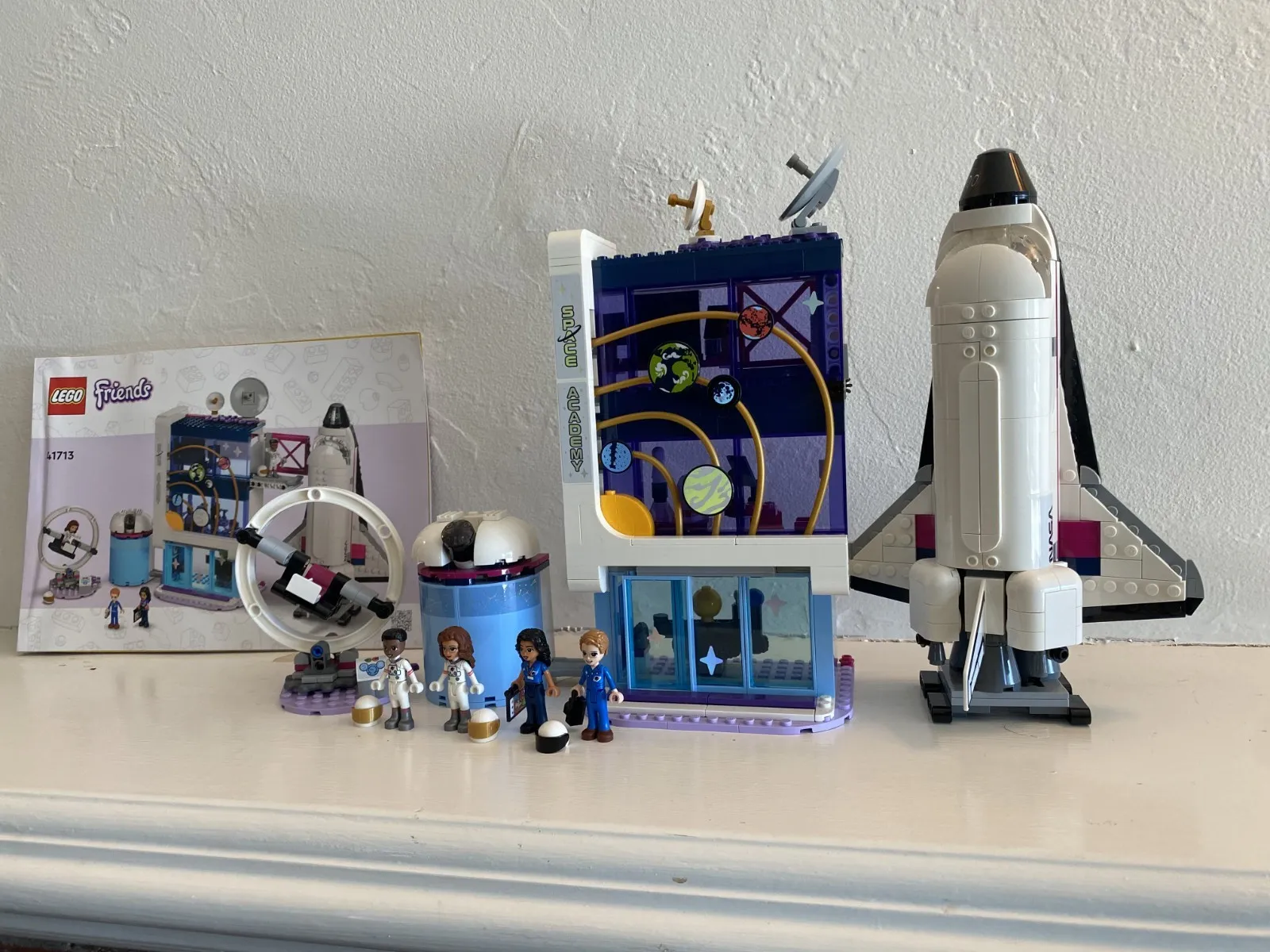 LEGO FRIENDS: Olivia's Space Academy 41713- Complete with Manual, Good Condition