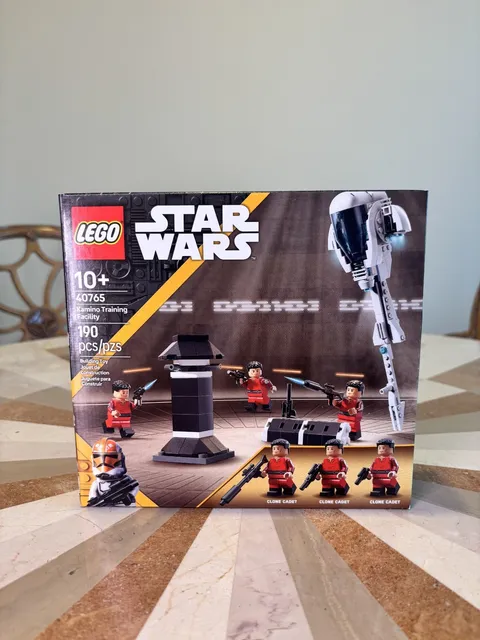 LEGO Star Wars Kamino Training Facility 40765 – Sealed, Exclusive Clone Cadets