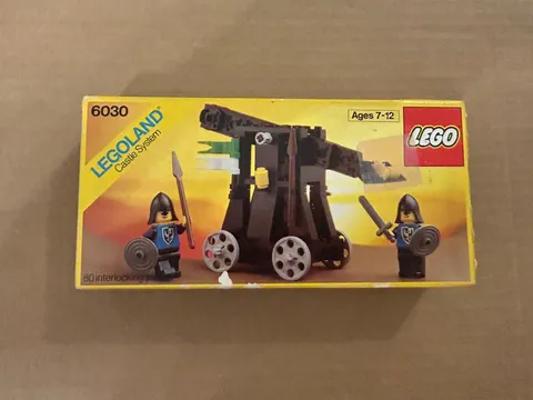 LEGO LEGOLAND: Catapult (6030)-Brand New In Factory Sealed Box