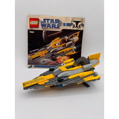LEGO Star Wars 7669 Anakins Jedi Starfighter Yellow Grey Complete No Minifigures