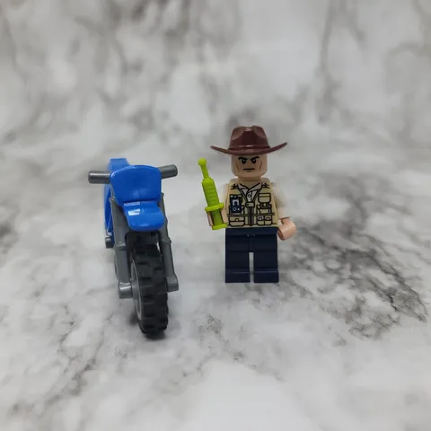 Lego Vet Minifigure Jurassic World 75918