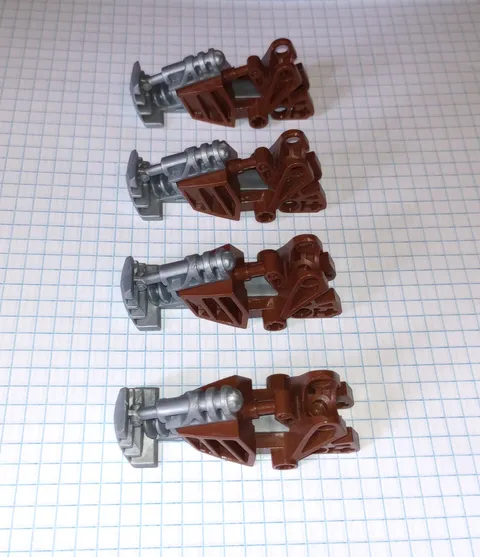 8 Lego pcs in 4 assembly groups of Bionicle Brown Feet 32475 n Gray Wedge 32560
