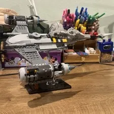 75325 Lego Star Wars (The Mandolorian N-1 Starfighter 2022) Complete Set/Minifig