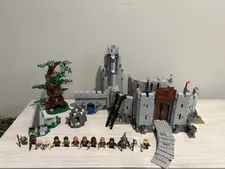 Lego Lord of the Rings Lot (9474 Battle of Helms Deep, 79002, and 79000)