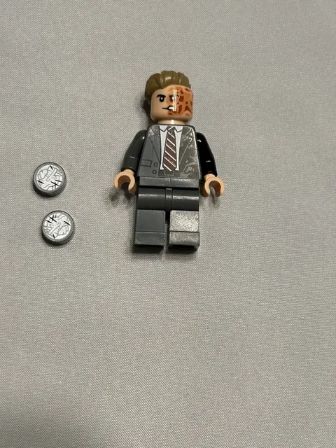 LEGO 76303 Two Face MINIFIGURE from DC Batman Superheroes Tumbler