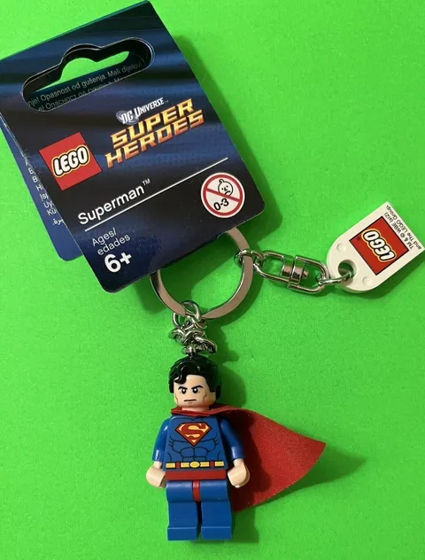 Lego Keychain SUPERMAN DC Comics SuperHeroes Figure New NWT Cloth Cape  853952