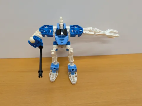 LEGO Throwbot / Slizer Figure 8501 -“ SKI / ICE As- Is Ski No Disc