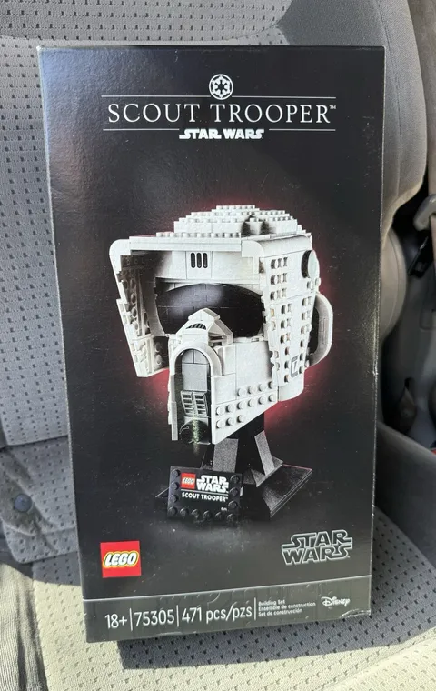 LEGO Star Wars Scout Trooper Helmet 75305 Sealed