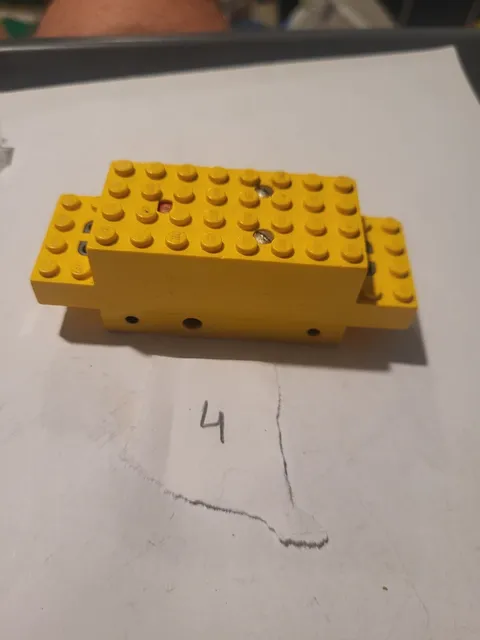 Lego Electric Train Motor ~ 4.5V  Yellow 12X4X3 - TypeD Railway - Working