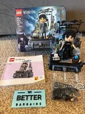 LEGO Wedneday 76780 Wednesday Addams Figure 2024 W/Box & Instructions