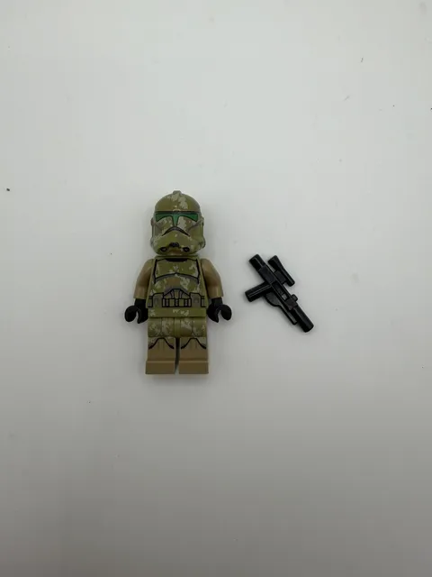 LEGO STAR WARS 41st KASHYYYK CLONE TROOPER Minifig w/blaster sw0519 75142 75035