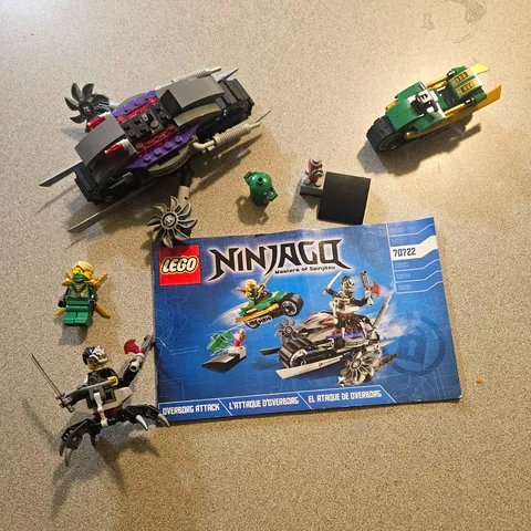 LEGO NINJAGO OverBorg Attack 70722 Minifigure Lloyd Rebooted Manual Included