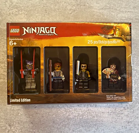 New! LEGO NINJAGO Masters of Spinjitzu Limited Edition Minifigure Pack 25 pcs 6+