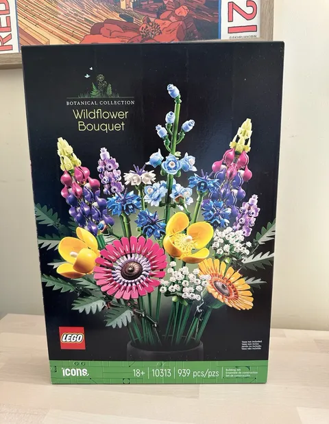 LEGO Icons Botanical Collection Wildflower Bouquet 10313