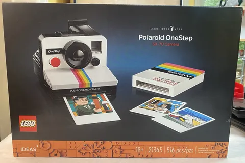 LEGO Ideas: Polaroid OneStep SX-70 Camera (21345) New Sealed