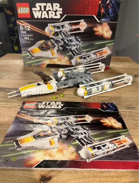 Lego Star Wars Y-wing Complete Set 7658