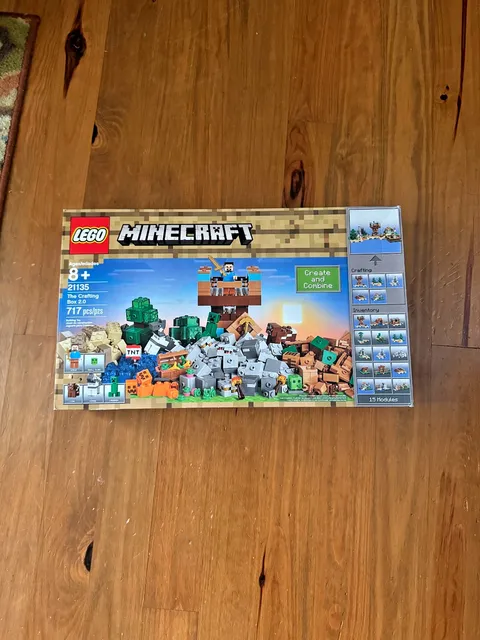 LEGO Minecraft The Crafting Box 2.0 Set 21135. Complete! Some bags new & sealed!