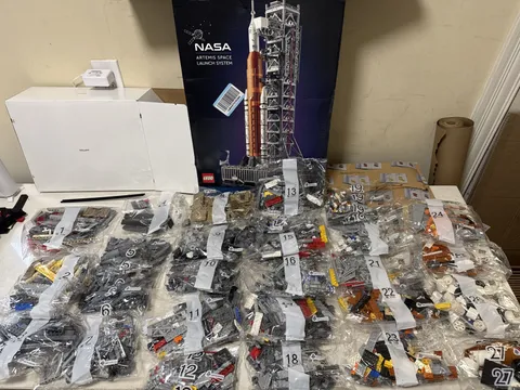 LEGO Icons NASA Artemis Space Launch System-DIY Rocket Model Building Set- 10341