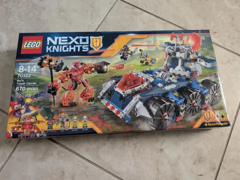 LEGO NEXO KNIGHTS: Axl's Tower Carrier 70322 New Sealed