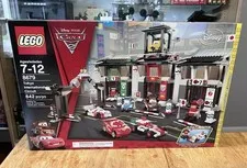 Rare New 2011 LEGO 8679 Disney Pixar Cars 2 Tokyo International Circuit Sealed