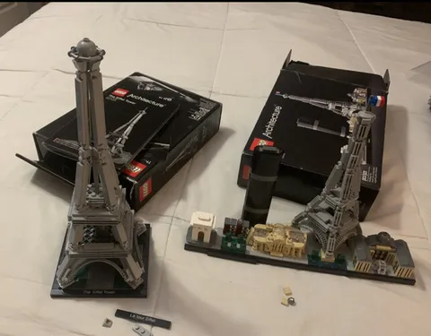 LEGO ARCHITECTURE: Paris 21044 & Eiffel Tower 21019 With Box & Book Missing