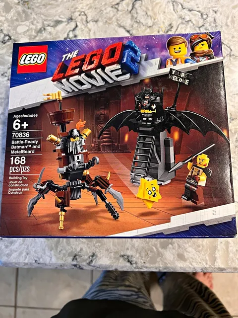 LEGO The LEGO Movie 2 Battle-Ready Batman & MetalBeard 70836 168 pcs RETIRED