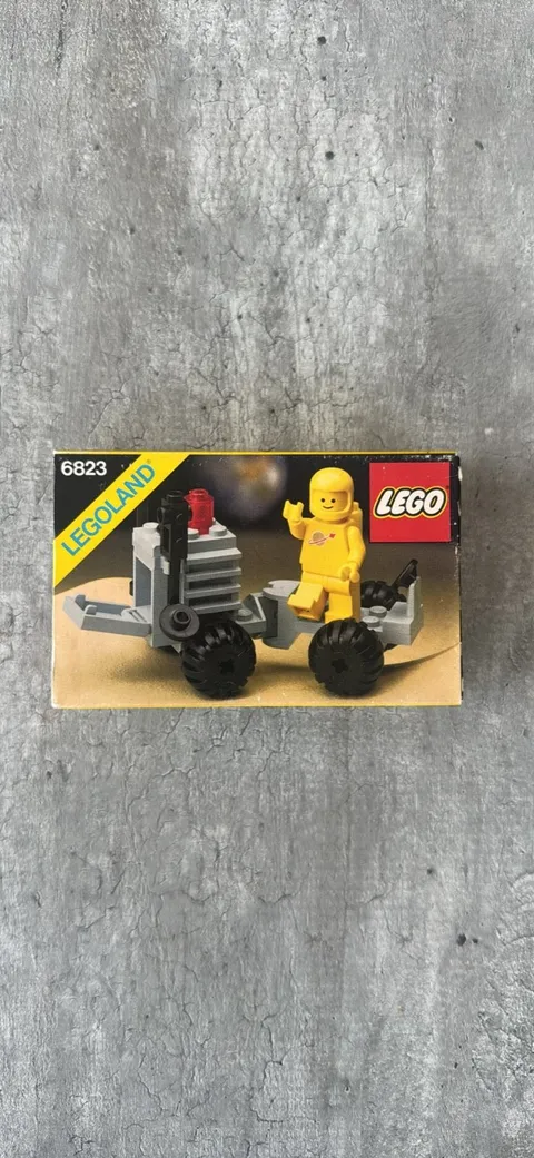 lego 6823 Surface Transport Classic Sapce 1983 Vintage new unopend with box