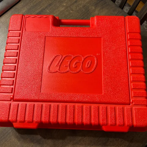 1985 LEGO Red Plastic Storage Carrying Case Briefcase Snap Lid Vintage 
