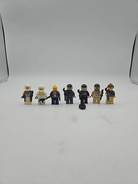 LEGO® Speed Champions Lot Of 7  Race Car Driver Minifigures Toyota Ford Corvette