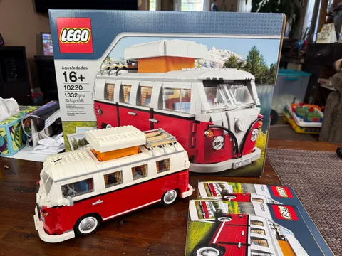 LEGO CREATOR: Volkswagen T1 Camper Van (10220) 100% Complete + Box + Instruction