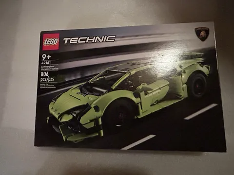 LEGO Technic Lamborghini Huracán Tecnica 42161 Limited Edition 806pcs 9+