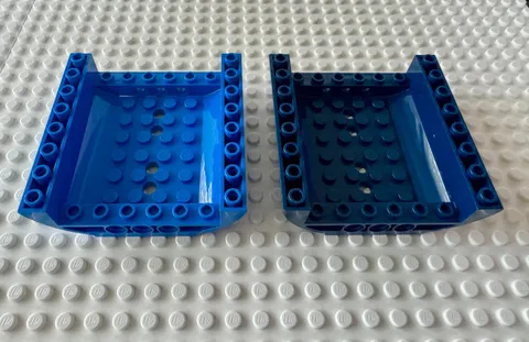 LEGO Slope, Curved 8 x 8 x 2 Inverted Double 54091