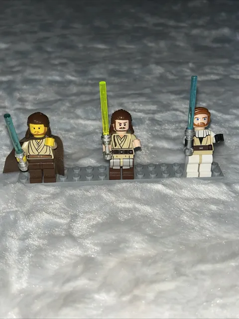 Lot Of 3 LEGO Star Wars Minifigures Sw0197 sw0027 Yellow Head