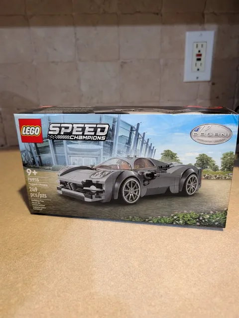 LEGO 76915 - Speed Champions Pagani Utopia - NEW IN HAND