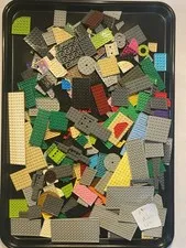 Lego Plates Lot 1.03– Random Selection of Shapes, Sizes and Colors