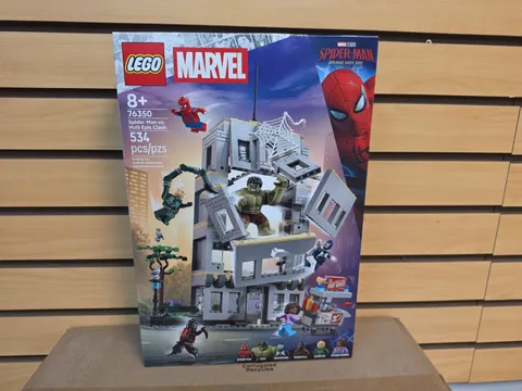 LEGO 76350 Marvel Spider-Man vs Hulk Epic Clash, Super Hero Building Toy, 8+